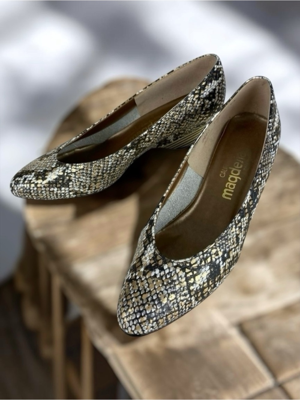 Vintage California Magdesians Heels Pumps Wedge Faux Snakeskin US Size 6.5M